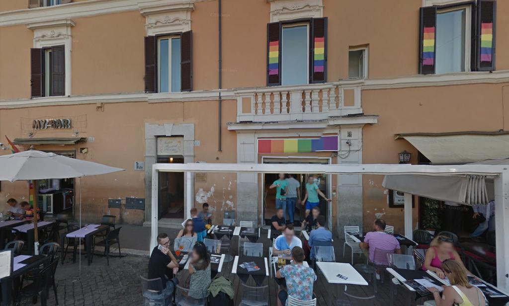 Affittacamere First Floor Roma