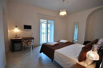First Floor Affittacamere